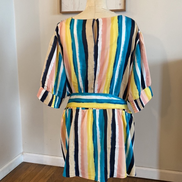 NEW Lane Bryant 28 beautiful blouse with belt - Picture 6 of 9